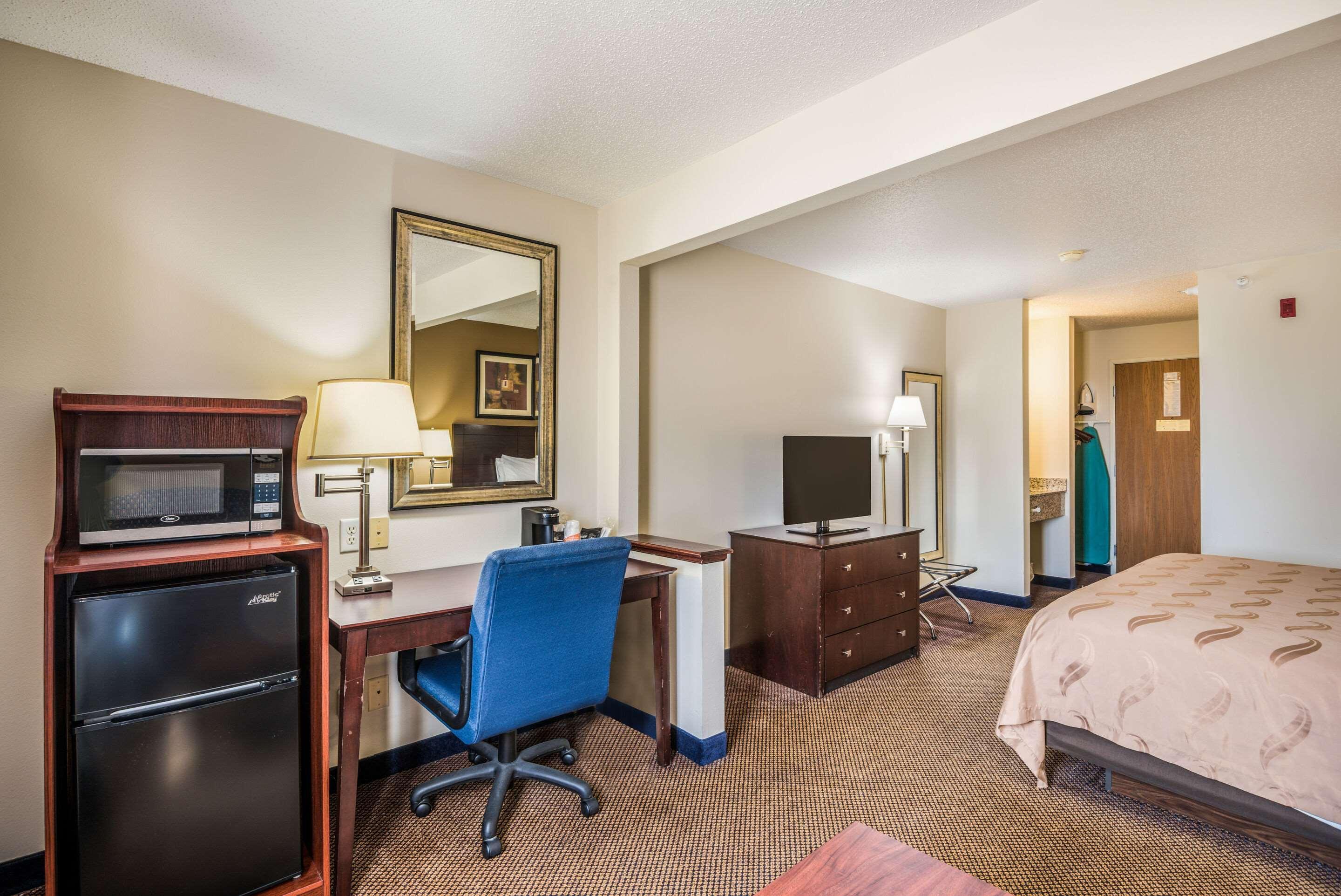Quality Inn & Suites Eldridge Davenport North Εξωτερικό φωτογραφία