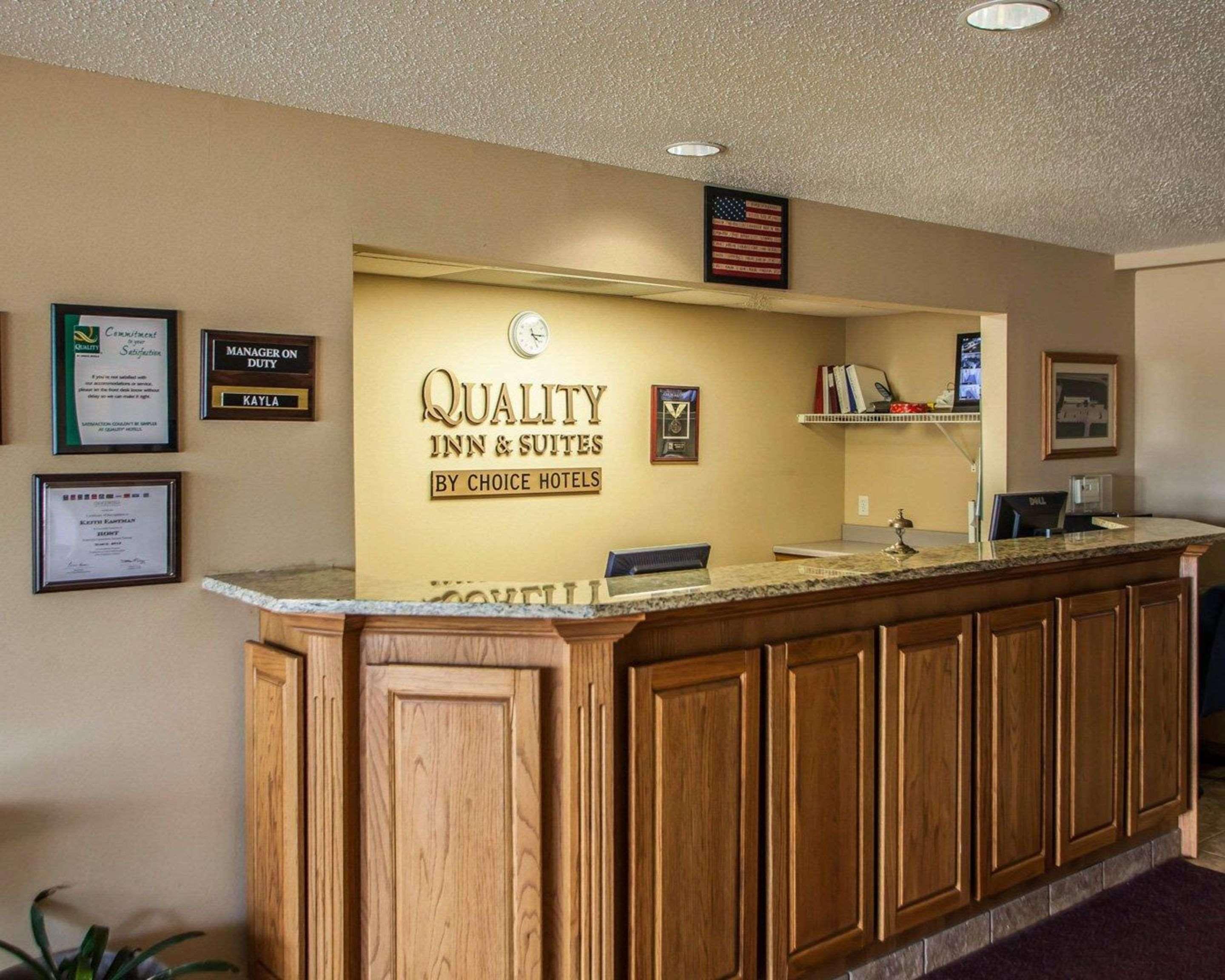 Quality Inn & Suites Eldridge Davenport North Εξωτερικό φωτογραφία