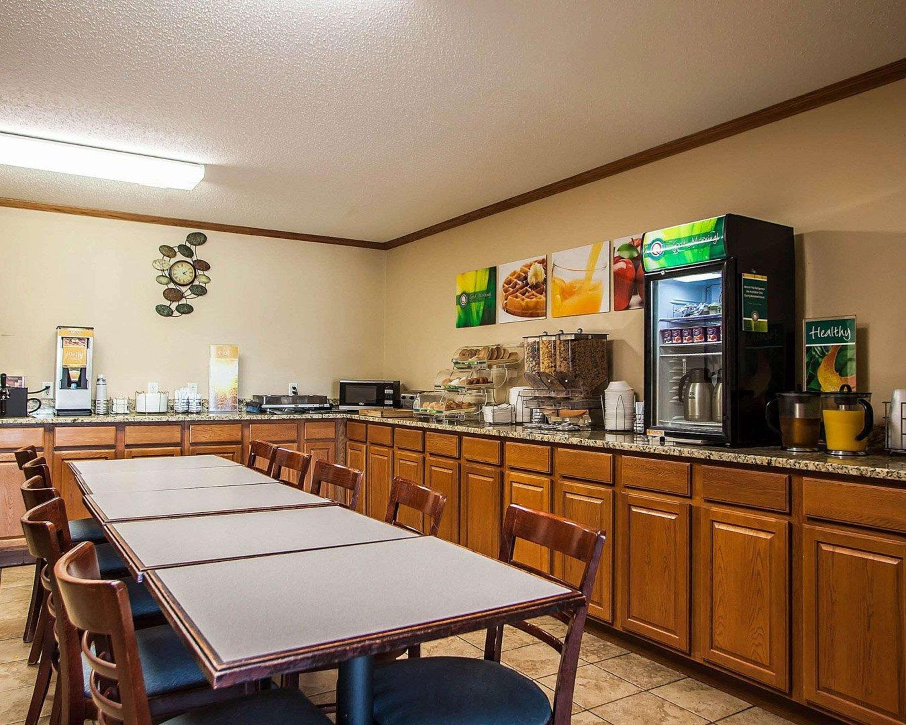 Quality Inn & Suites Eldridge Davenport North Εξωτερικό φωτογραφία