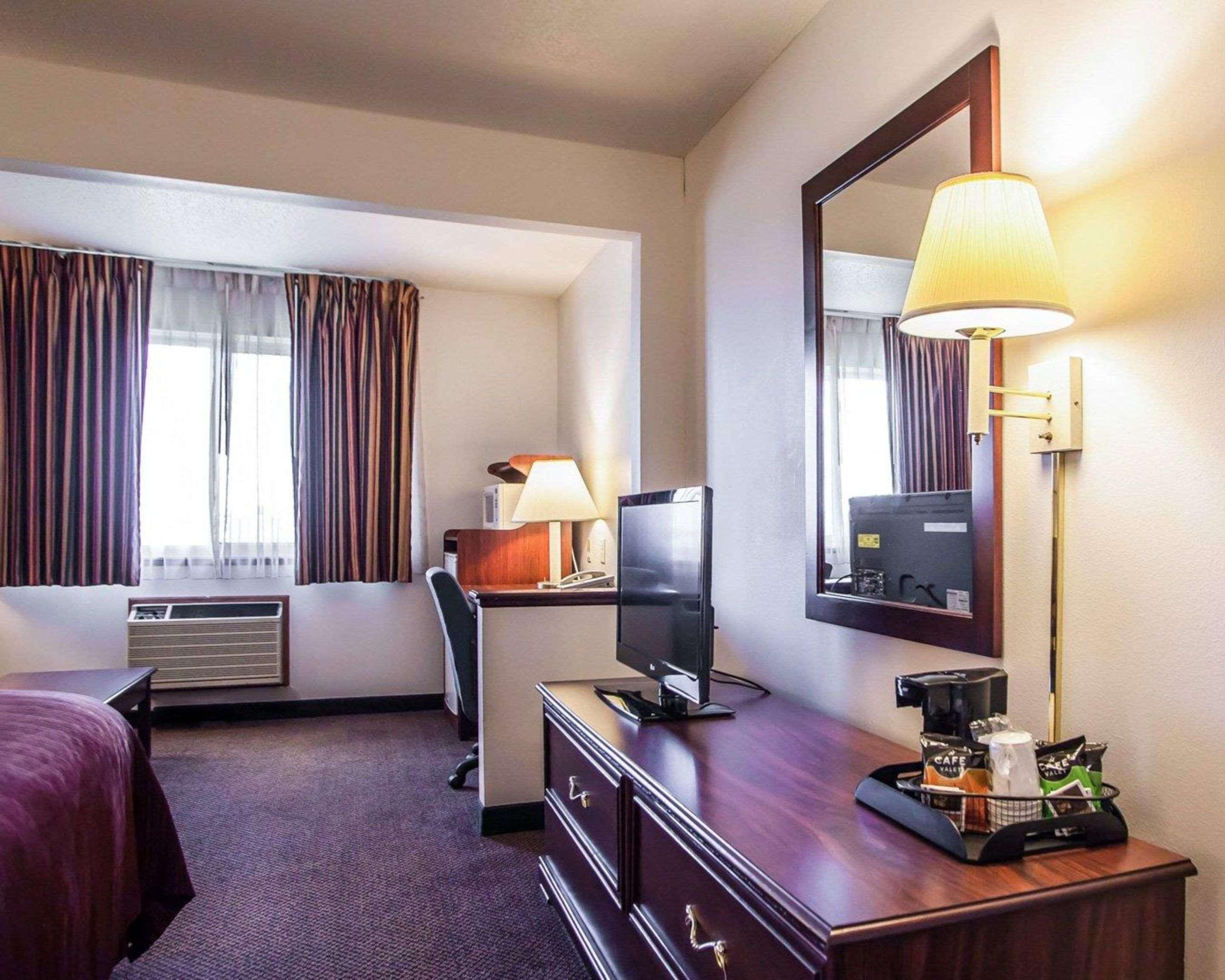 Quality Inn & Suites Eldridge Davenport North Εξωτερικό φωτογραφία