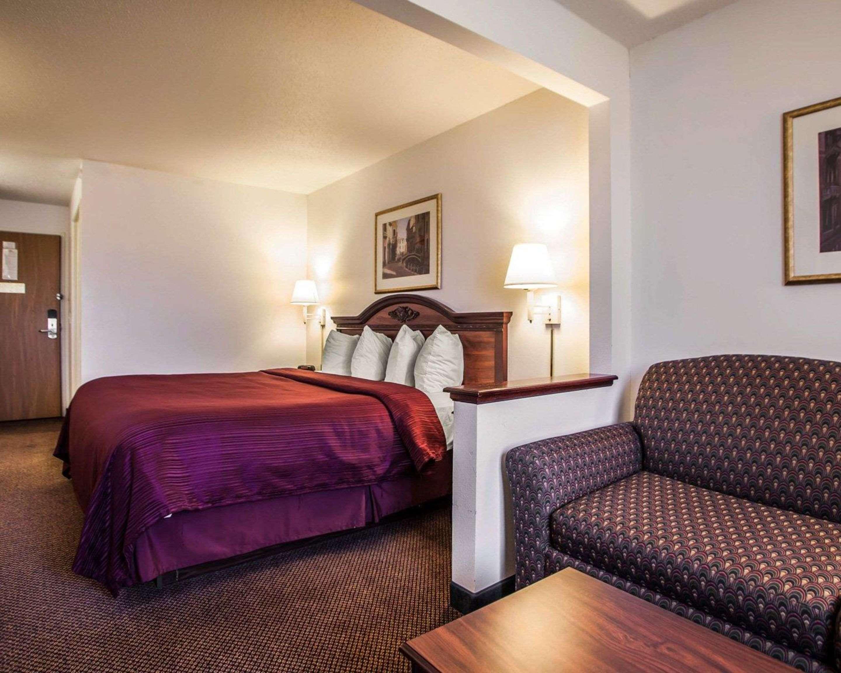 Quality Inn & Suites Eldridge Davenport North Εξωτερικό φωτογραφία